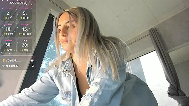 Ella_Vee's cam snapshot