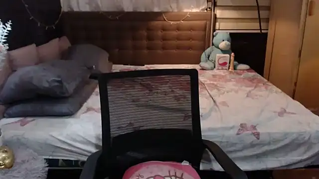 xheavenlytrans's cam snapshot