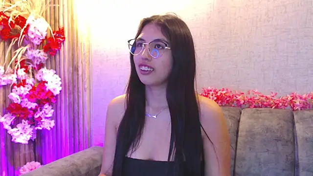 Valk_submissive's cam snapshot