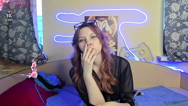 EmberVexen's cam snapshot