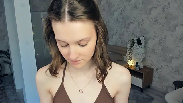 LianneBynon's cam snapshot