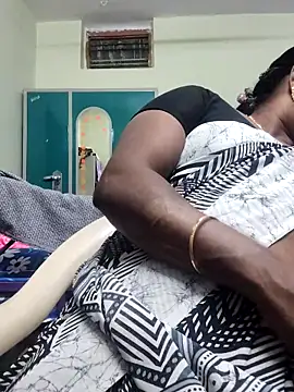 yamini1431's cam snapshot