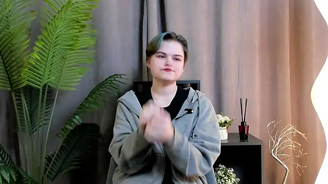 RoyceCamon's cam snapshot