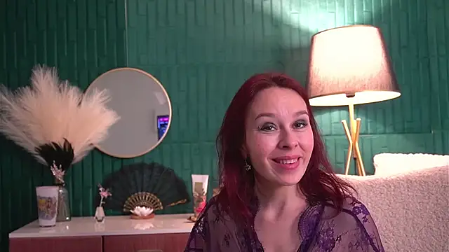 HaileyMoonn's cam snapshot