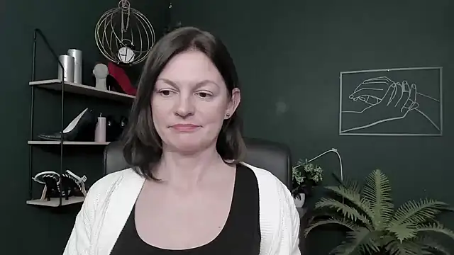 VivianWILD's cam snapshot