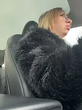 Giuliana_baby's cam snapshot