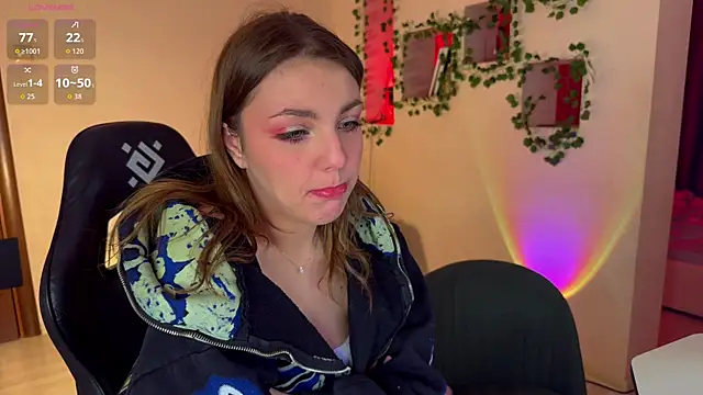 RobertAndLinela's cam snapshot