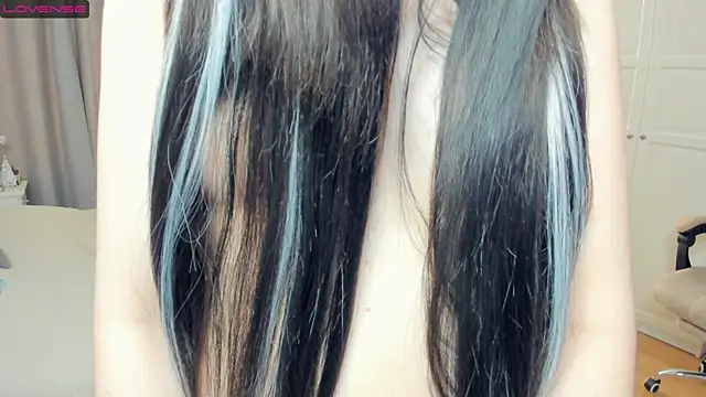 RoxanneComisky's cam snapshot