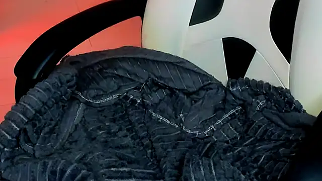 love_insidee's cam snapshot