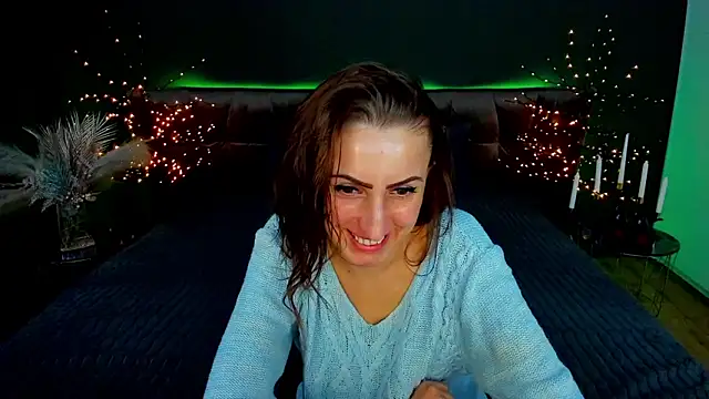 Rebecca_Diamond's cam snapshot