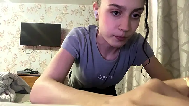 PagedLard's cam snapshot