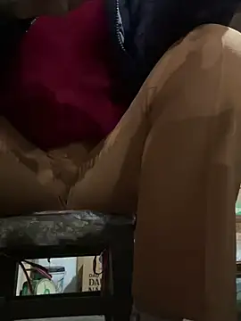 YANINA120 live sex cam