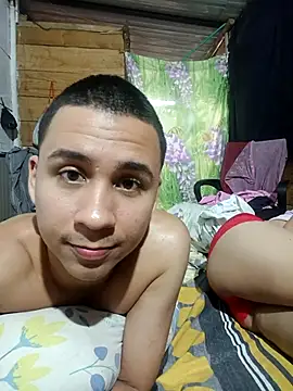 Mia_axell live sex cam