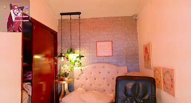 meghan_nill's cam snapshot