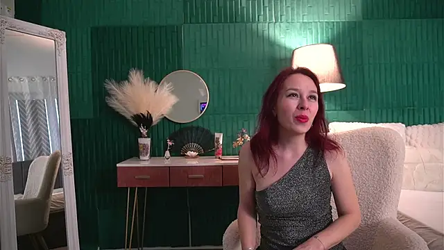 HaileyMoonn's cam snapshot