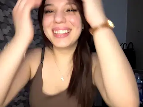 Mia_Brurherts's cam snapshot