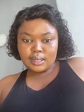 Curveysinaa live sex cam