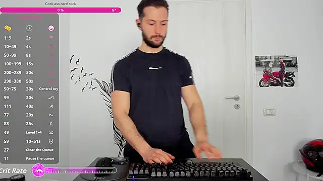 ZackFraser live sex cam