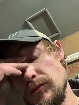 Midwestalpha live sex cam