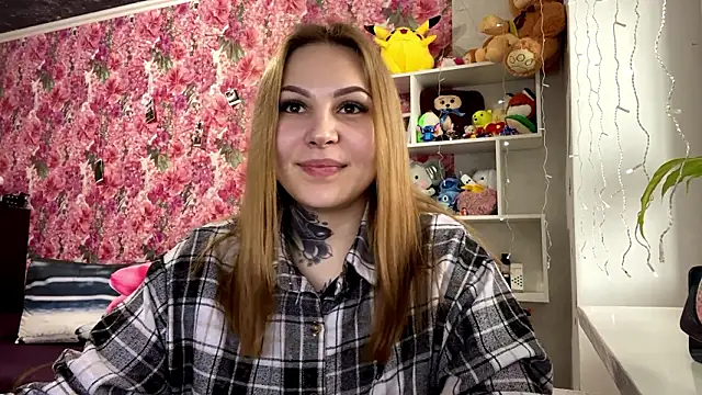 TraciBallena's cam snapshot