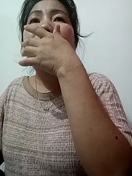 Reema_143's cam snapshot