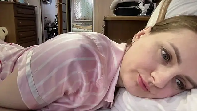 Viola_sweet's cam snapshot