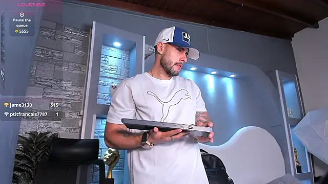 dominic_de_luca's cam snapshot