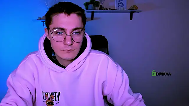 thomas_crow_'s cam snapshot