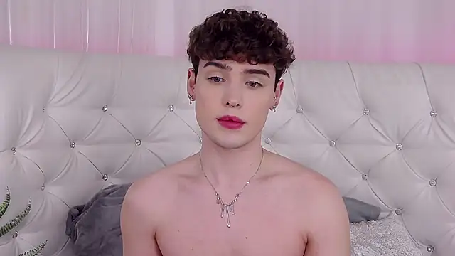 RobbyCharming's cam snapshot