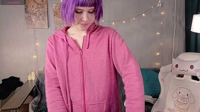 KikiMoor's cam snapshot