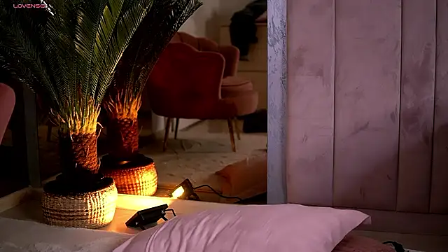 Emily_Voss live sex cam