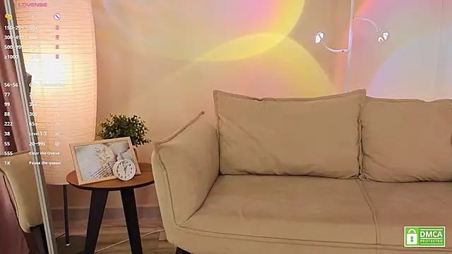 OliviaKis_'s cam snapshot