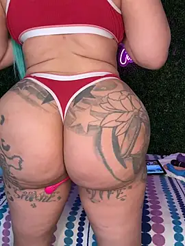 RenaThickAss's cam snapshot