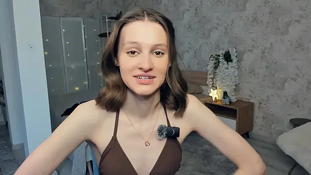 LianneBynon's cam snapshot