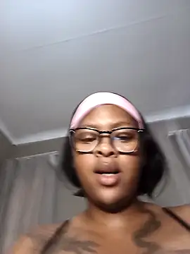 CuteHoney92's cam snapshot