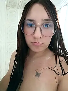 Mysticdooll69 live sex cam