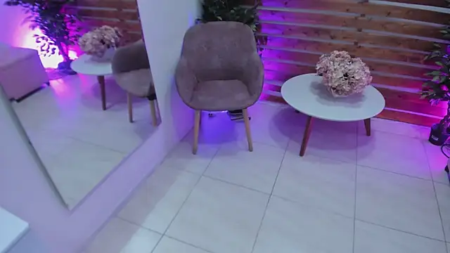 _MeganRain live sex cam