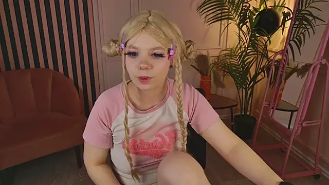 Waifu_Ketrin's cam snapshot