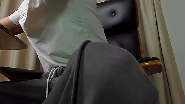 ClintMasters live sex cam