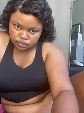 Curveysinaa's cam snapshot