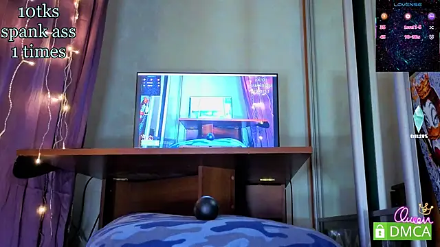 touch_me_bb's cam snapshot