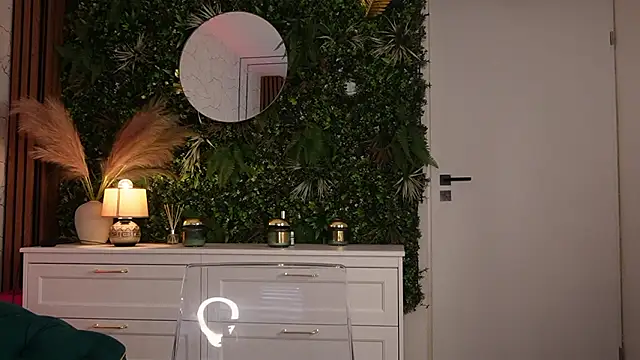 angel_wow_'s cam snapshot