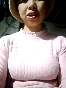 TRIEUTRIEU20's cam snapshot