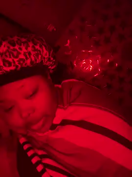 Chocolatebunnyxx96's cam snapshot