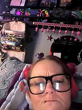 MidnightSeducer@xh's cam snapshot