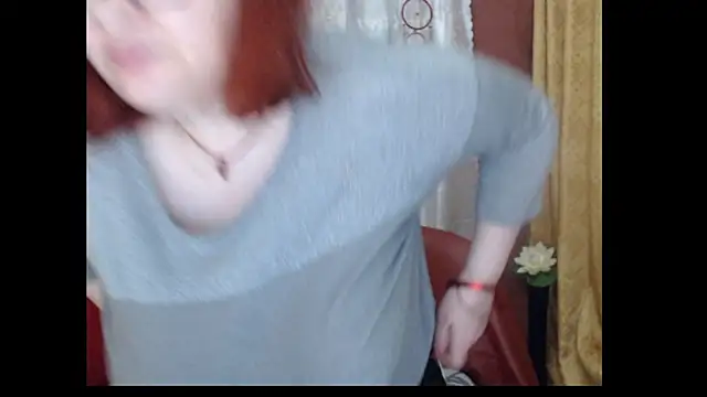 PlayfullMature's cam snapshot