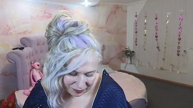 Penelope_Pinky's cam snapshot