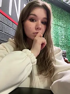 PumaShyXD live sex cam