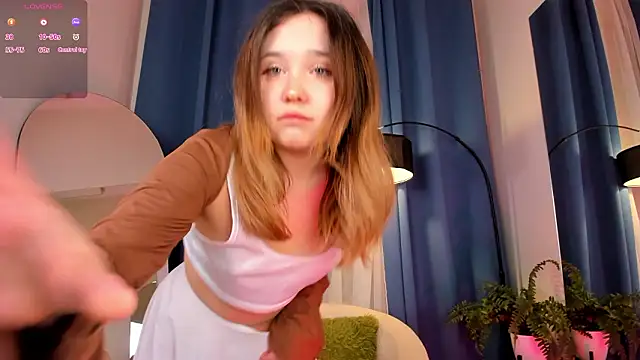 Lina_Glow's cam snapshot