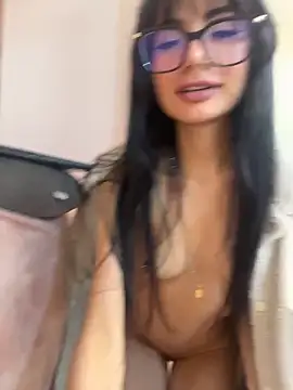 _Lucycherry's cam snapshot